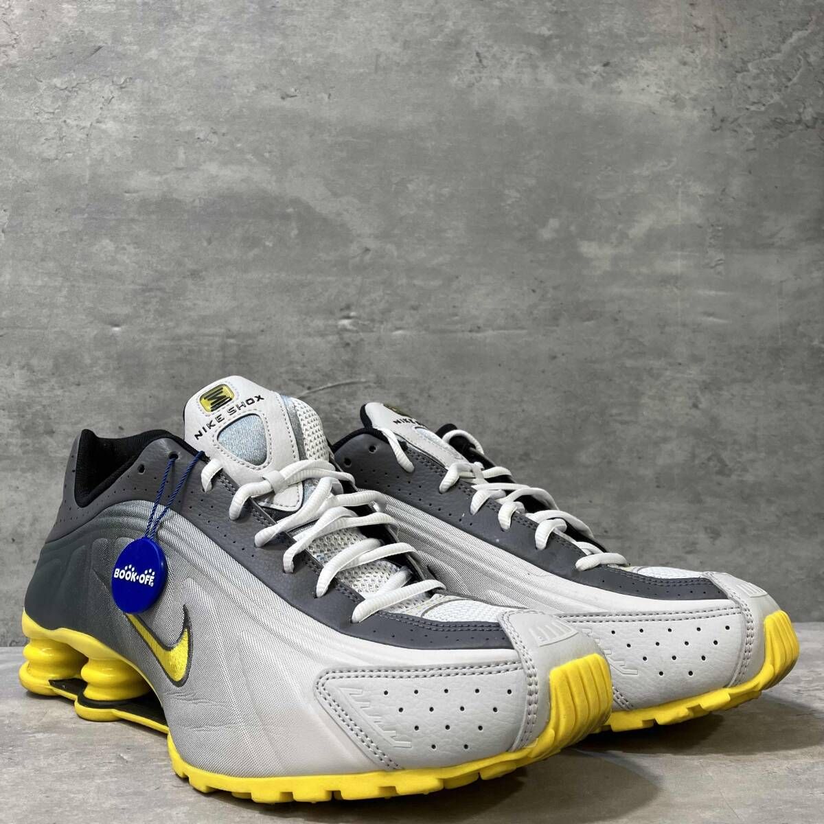 NIKE Shox R4 Bright Citr on ホワイト イエロー ブラック サイズ 29 NIKE SHOX 29