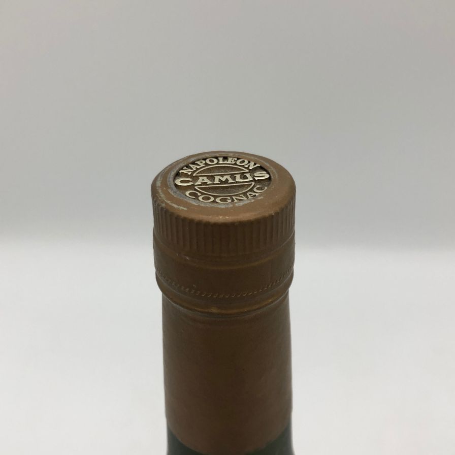 カミュ グランマルキ バカラボトル 700ml 40％ カミユブランデーバカラ 楽天市場】カミュ シルバートップ バカラ