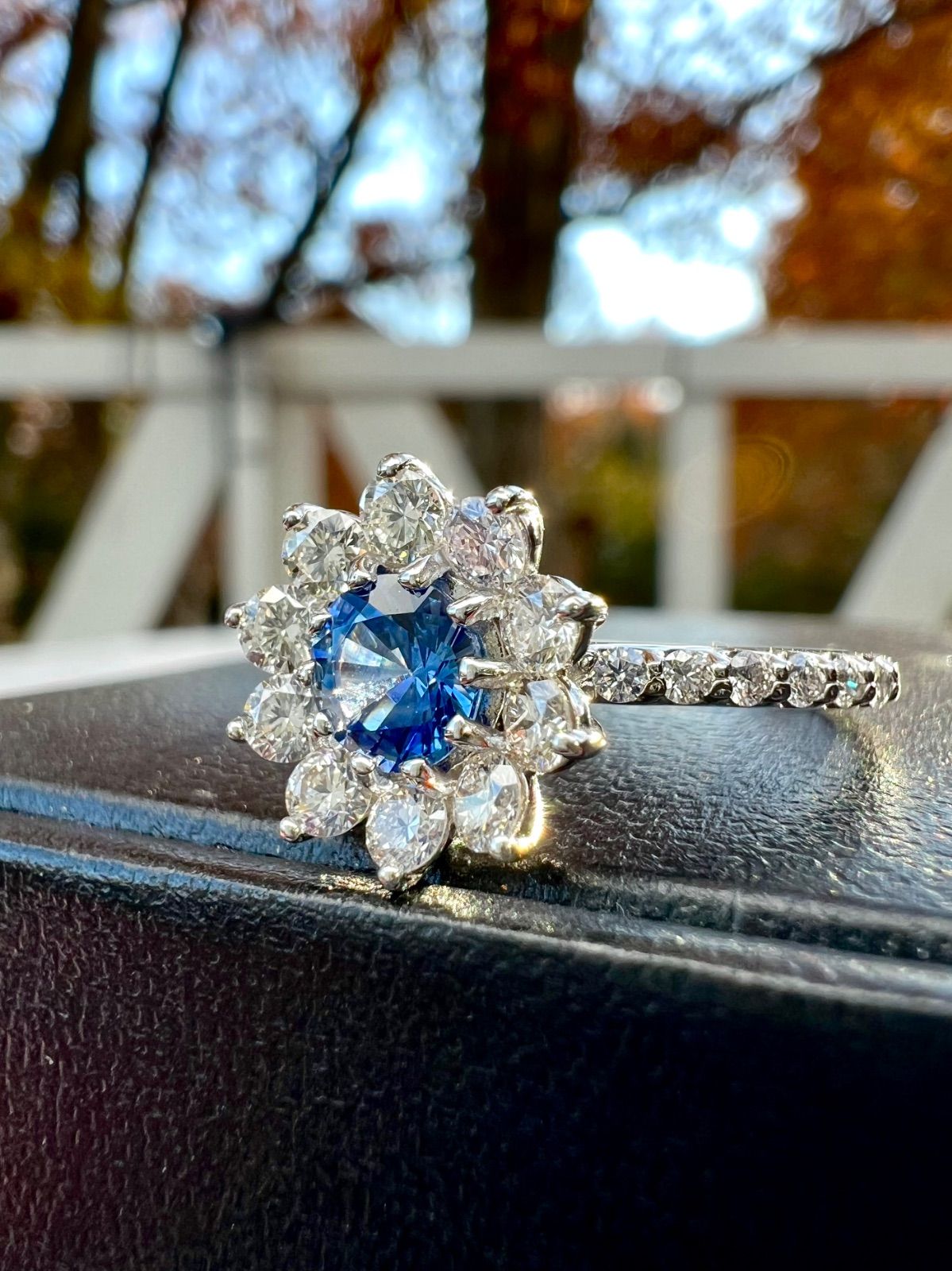 コーンフラワーブルー！ Pt950サファイヤダイヤモンドリング AIGS鑑別