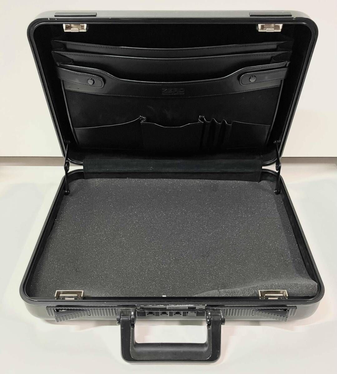 Zero Halliburton ゼロハリバートン アタッシュケース ブリーフケース