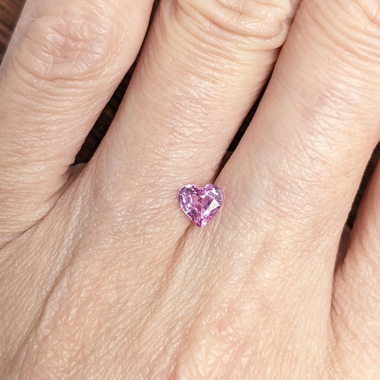 ピンクサファイア マダカスカル産【0.53ct】PRO205909 - メルカリ