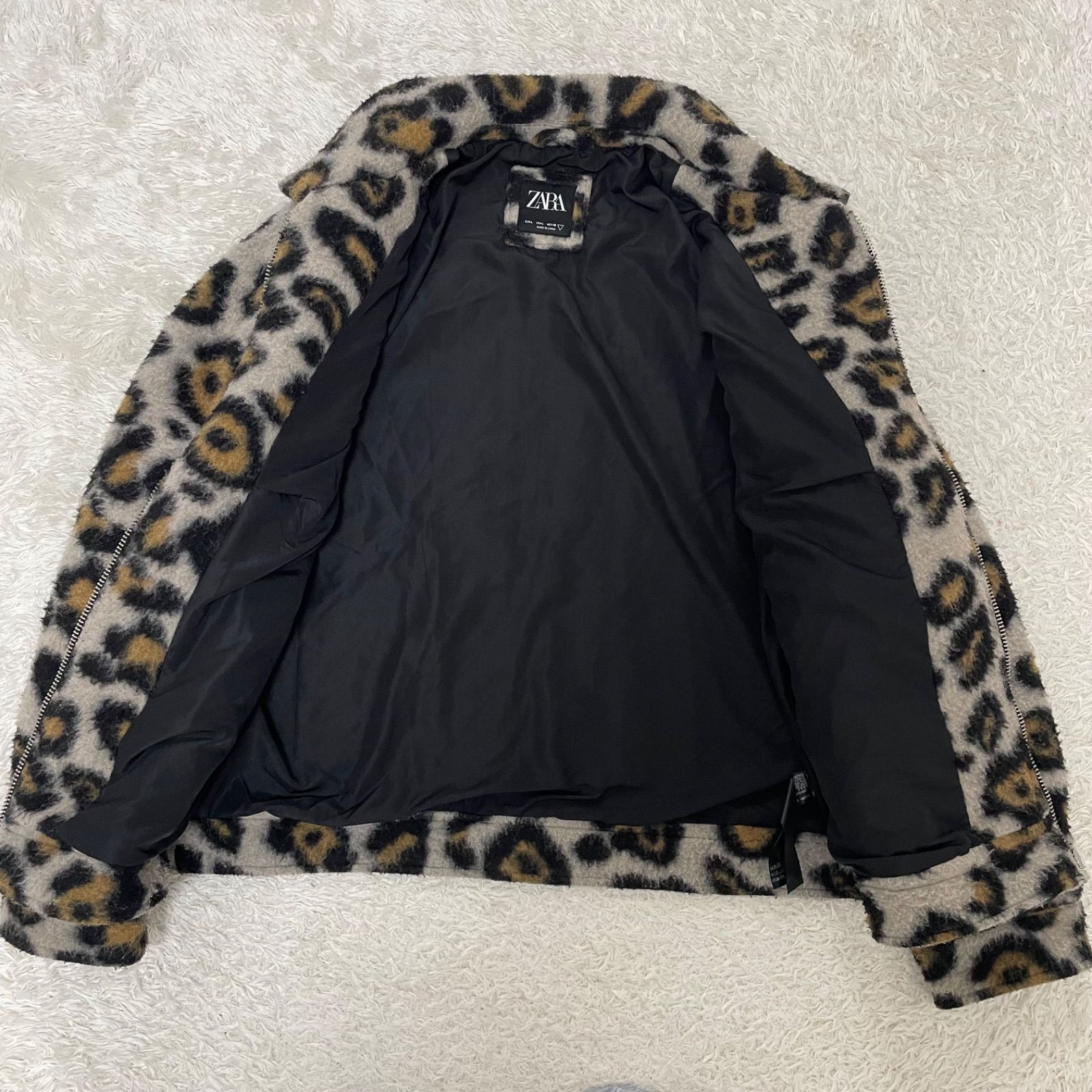 大人気 ZARA ザラ レオパード ヒョウ柄 ジップアップ ボアジャンパー L
