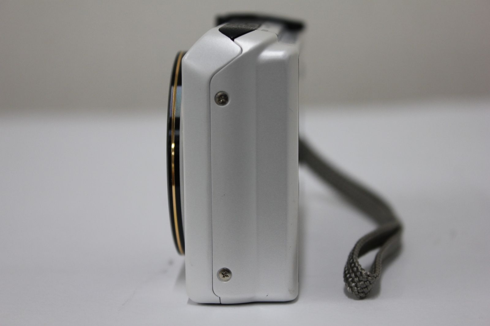 【極美品・返品保証】　カシオ　CASIO EXILIM EX-Z31 ホワイト 極美品・返品保証】 カシオ CASIO EXILIM EX-Z31 ホワイト EX-Z31