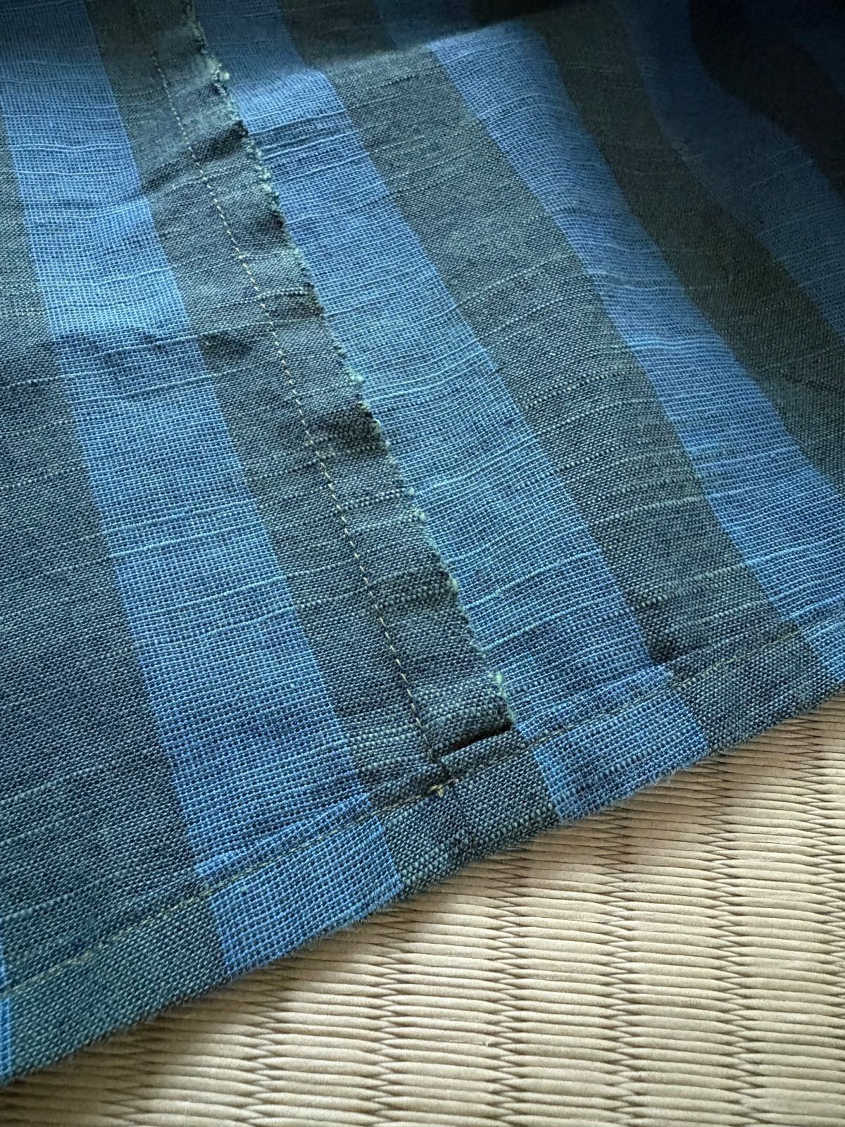 ふんわり袖のカットソー