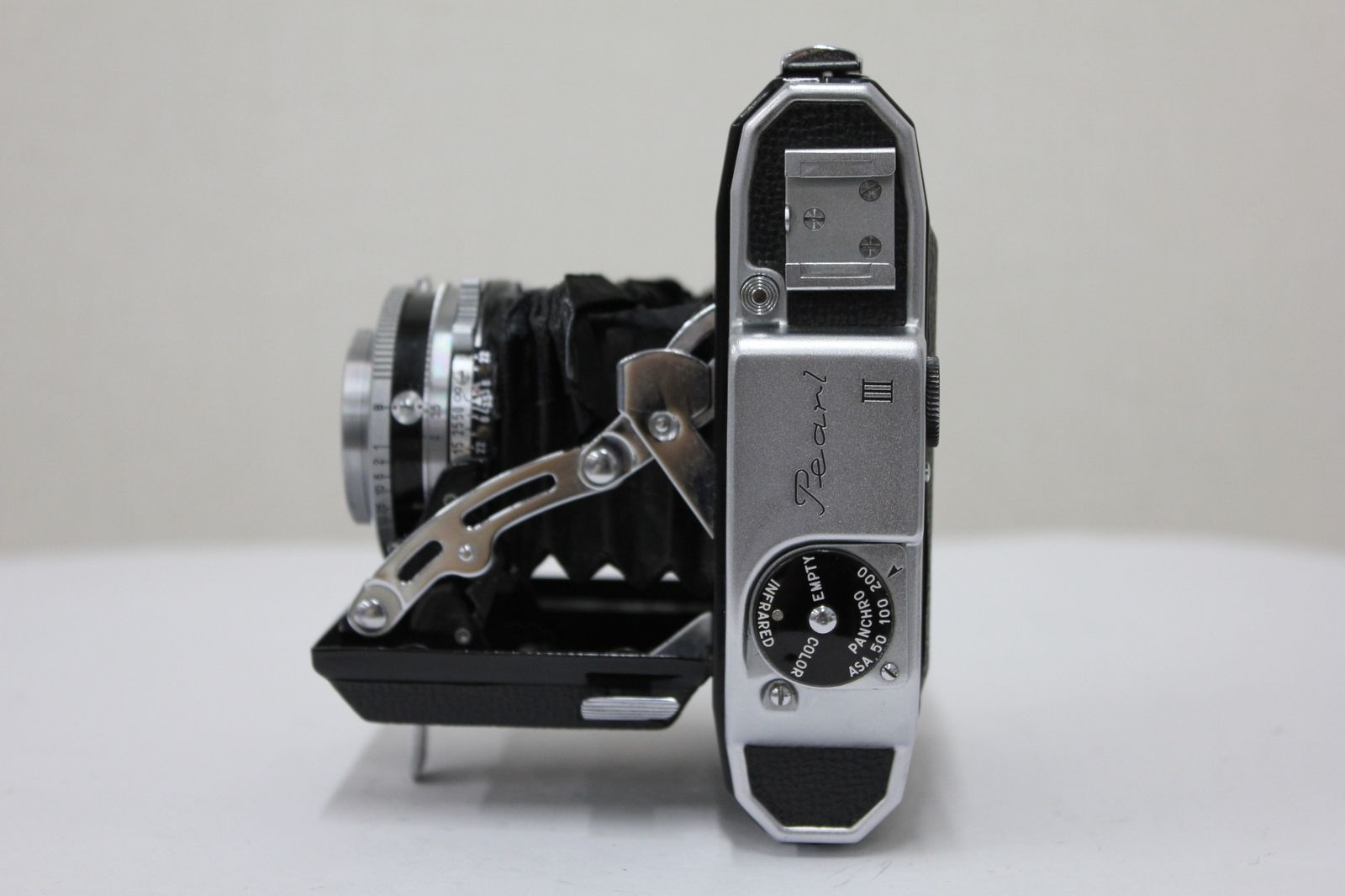 返品保証】 KONISHIROKU Pearl III Hexar 75mm F3.5 蛇腹カメラ e3987