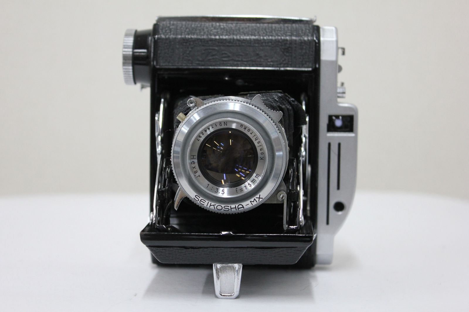 返品保証】 KONISHIROKU Pearl III Hexar 75mm F3.5 蛇腹カメラ e3987