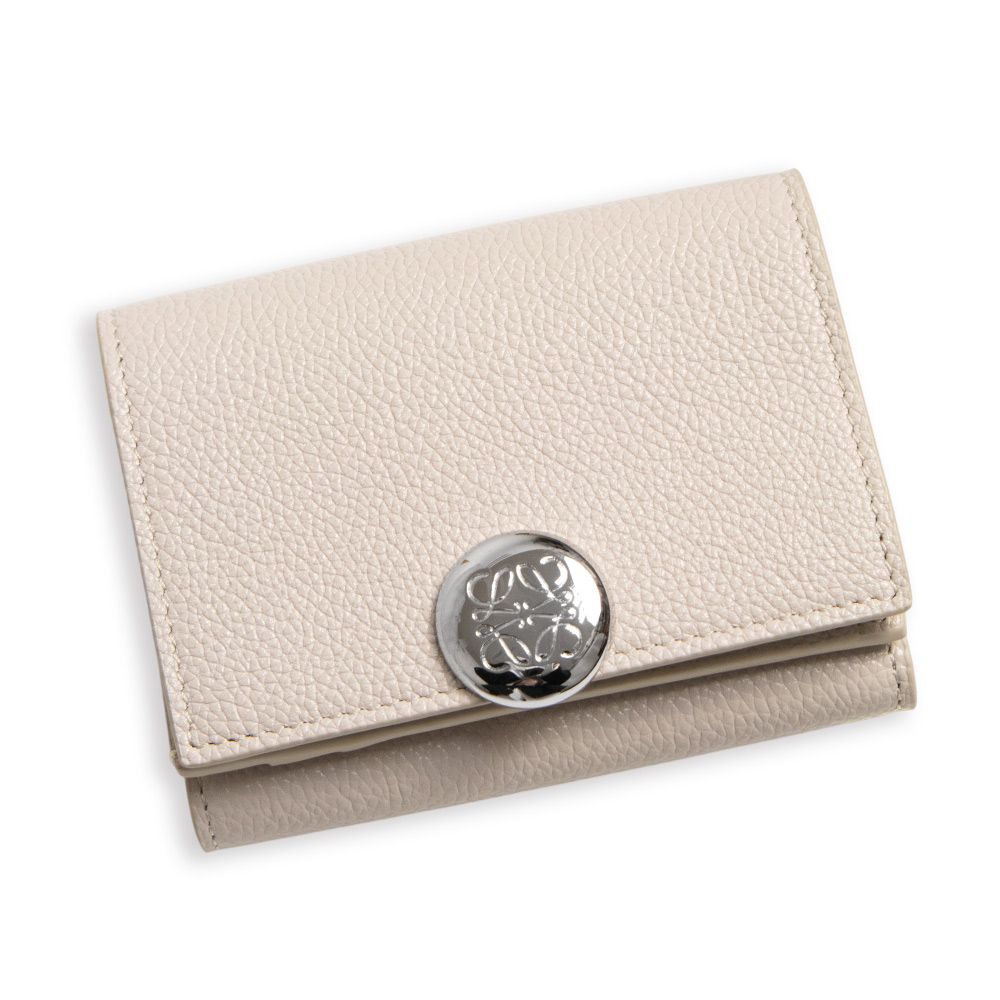 （未使用　展示品）ロエベ LOEWE トライフォールド ウォレット 三つ折り財布 ペブルグレインカーフスキン レザー 日本限定 ライトゴースト ライトグレー シルバー金具 CANBTR2X03 LOEWE ロエベ トライフォールドウォレット 三つ折り財布 ロエベ トライ
