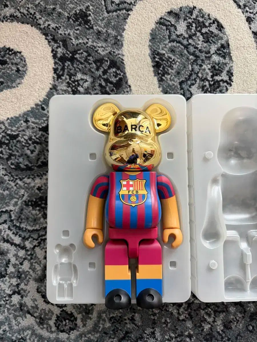 ベアブリック 400% FCバルセロナ チャンピオンズリーグ 優勝記念