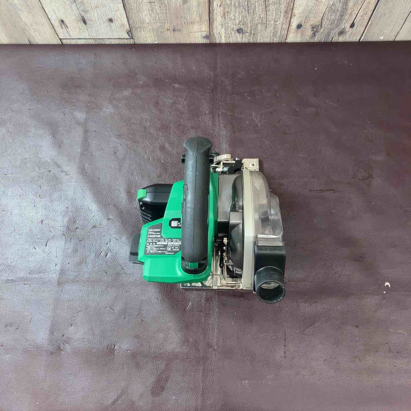 バッテリー 付属