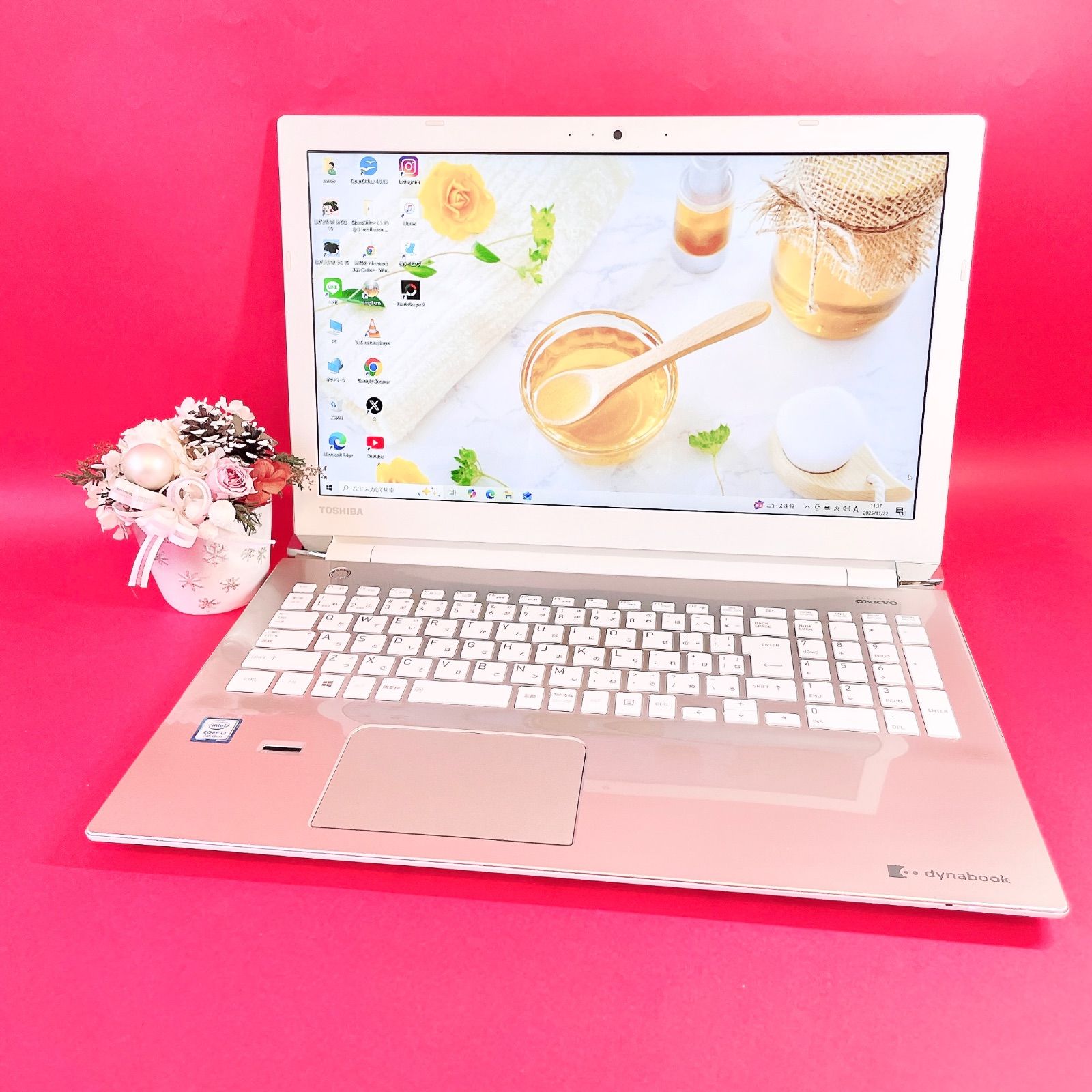 再入荷‼️初期設定済みですぐ使える❣️サクサク動く薄型ノート