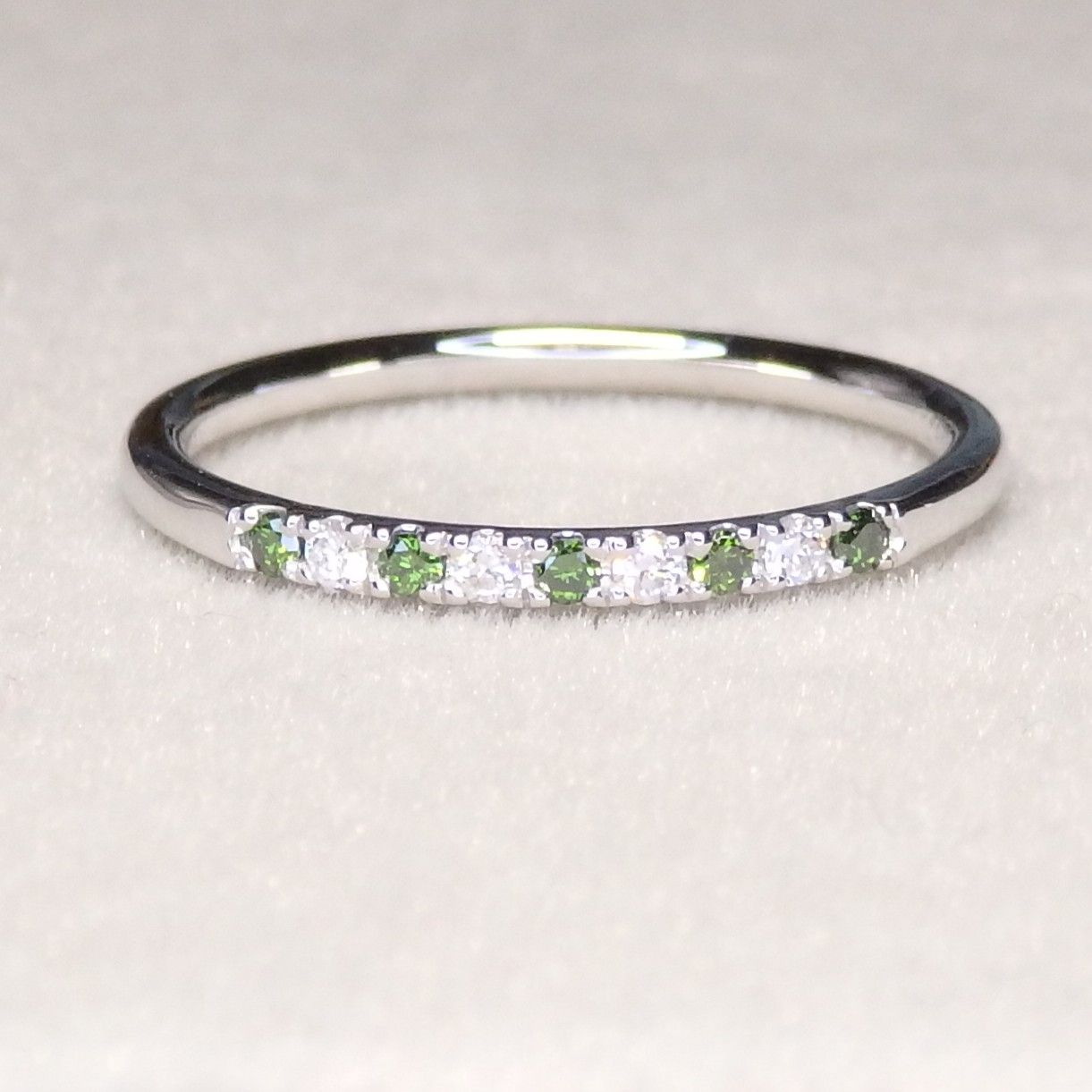 グリーンダイヤモンド リング Z5720 0.10ct プラチナPt トリート