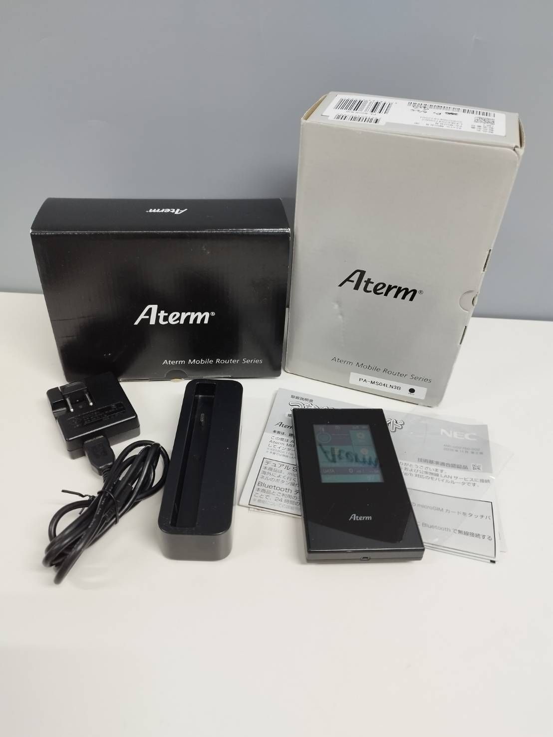 NEC Aterm MR04LN モバイルルーター/クレードルつき！ - メルカリ