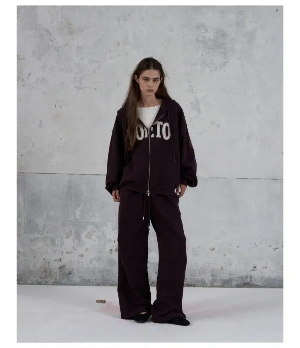 ポエト ウォッシュDAY ジップアップフーディー バーガンディ