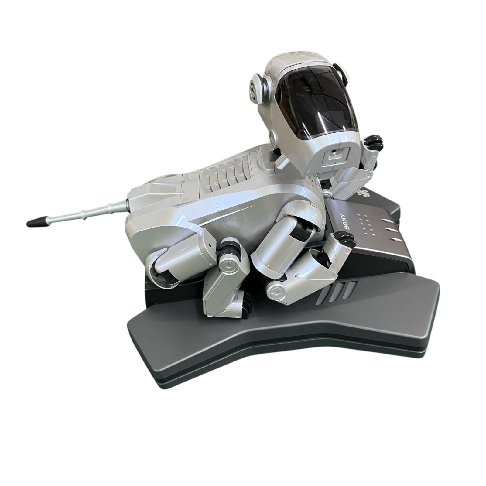 170971 ジャンク品 SONY ソニー AIBO　アイボ ERS-111  グレイシルバー [0000000002603] 170971 ジャンク品 SONY ソニー AIBO アイボ ERS-111 グレイシルバー