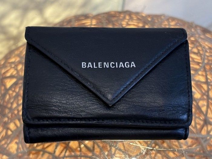 綺麗【BALENCIAGA バレンシアガ ペーパーミニ レザー コンパクト