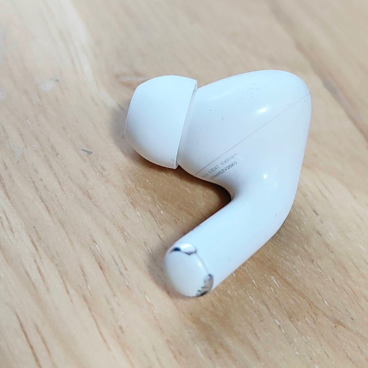 Apple AirPods Pro 2世代 片耳 R 片方 右耳 Cランク - メルカリ