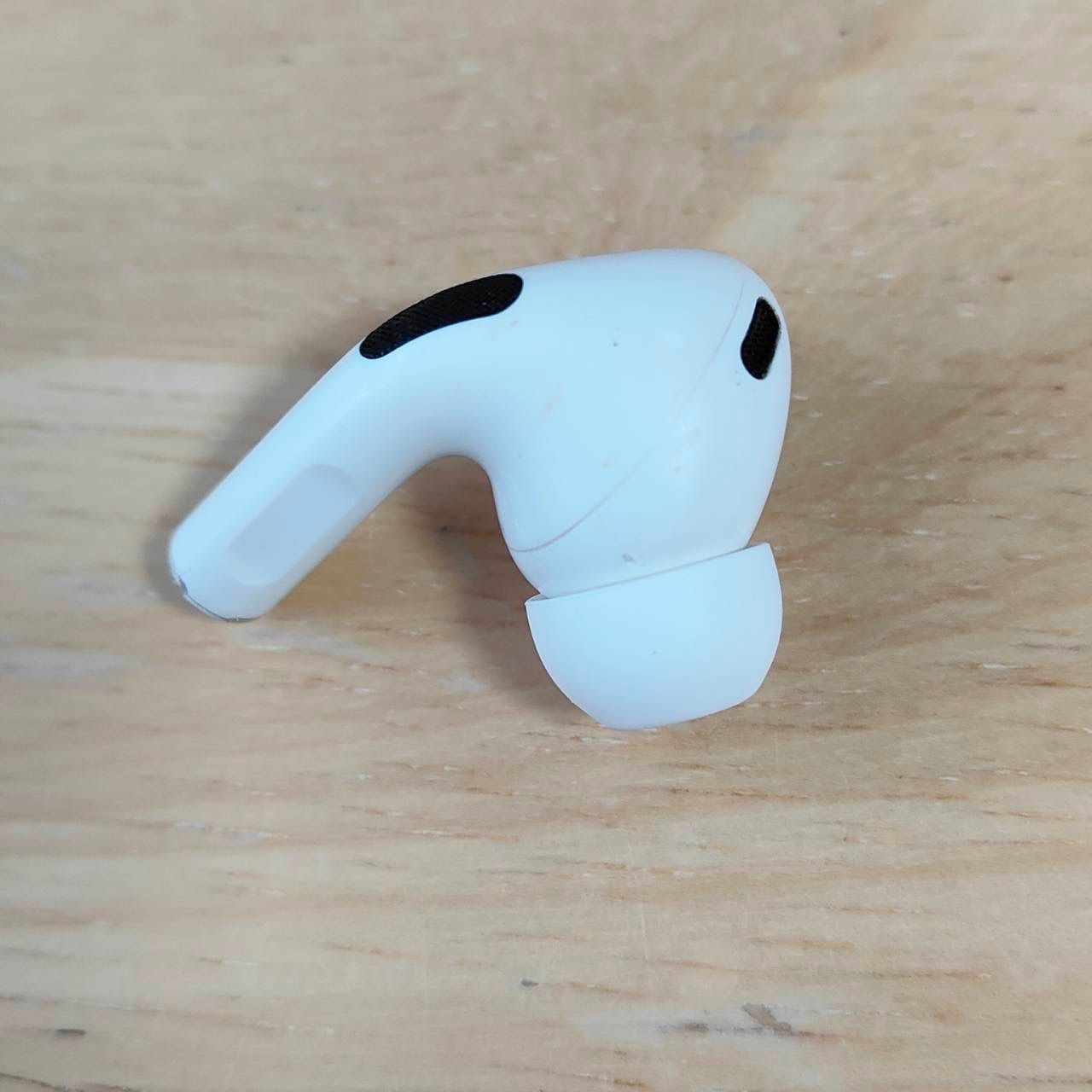 Apple AirPods Pro 2世代 片耳 R 片方 右耳 Cランク - メルカリ