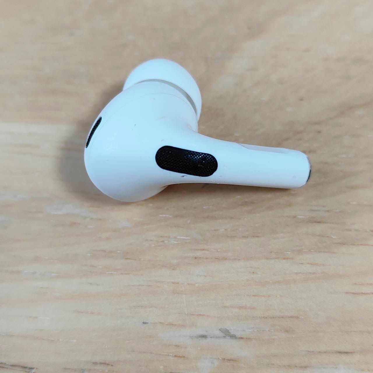 Apple AirPods Pro 2世代 片耳 R 片方 右耳 Cランク - メルカリ