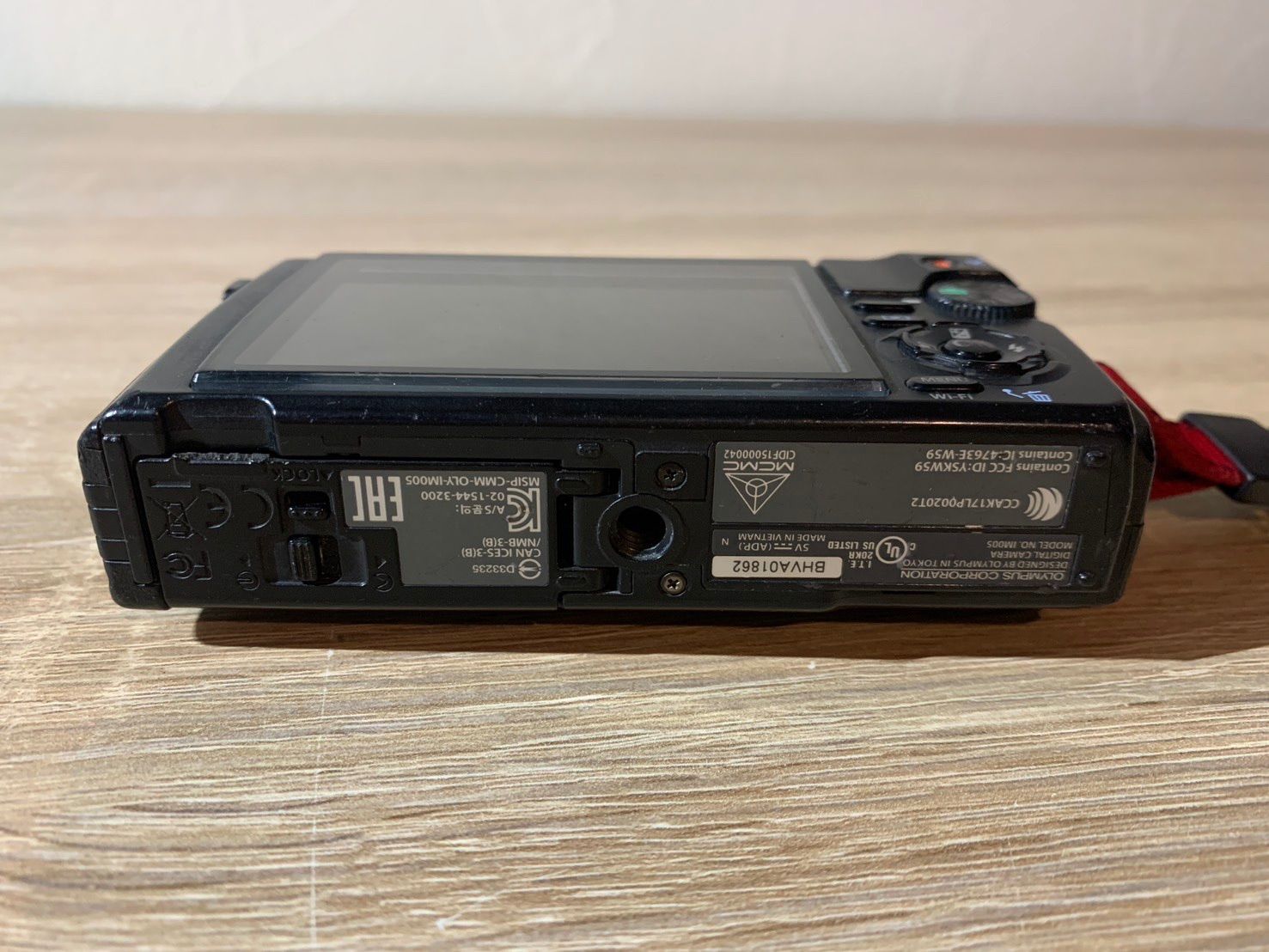 6703 OLYMPUS TOUGH TG-5 レッド デジカメ