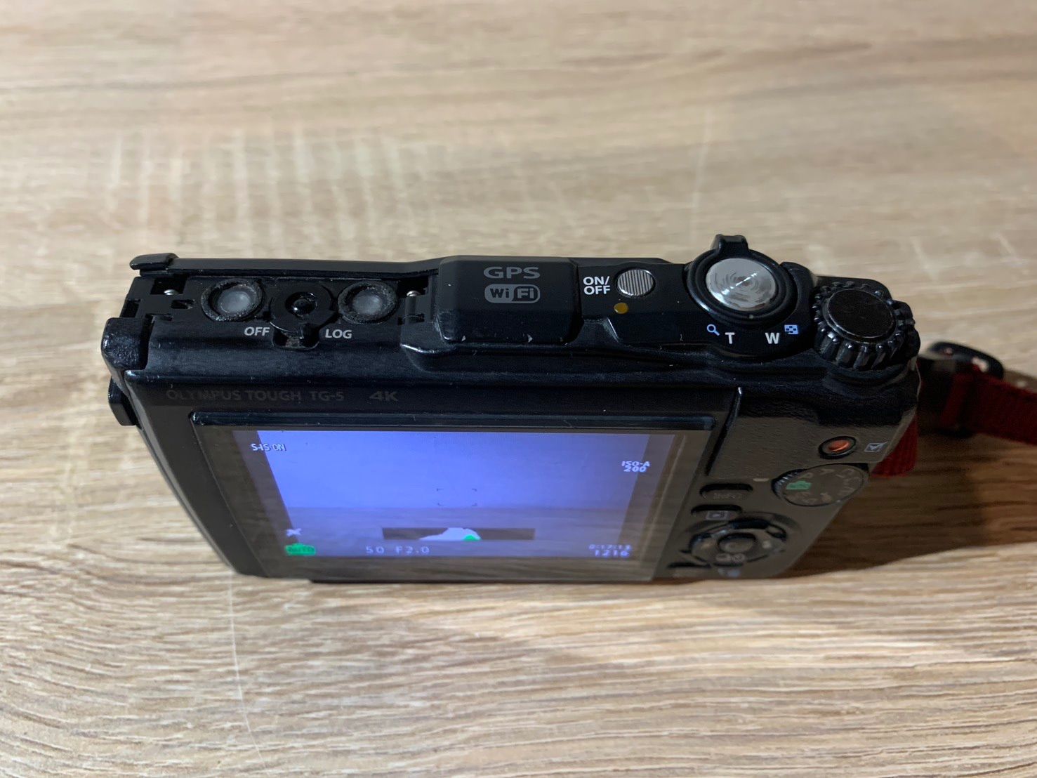 6703 OLYMPUS TOUGH TG-5 レッド デジカメ