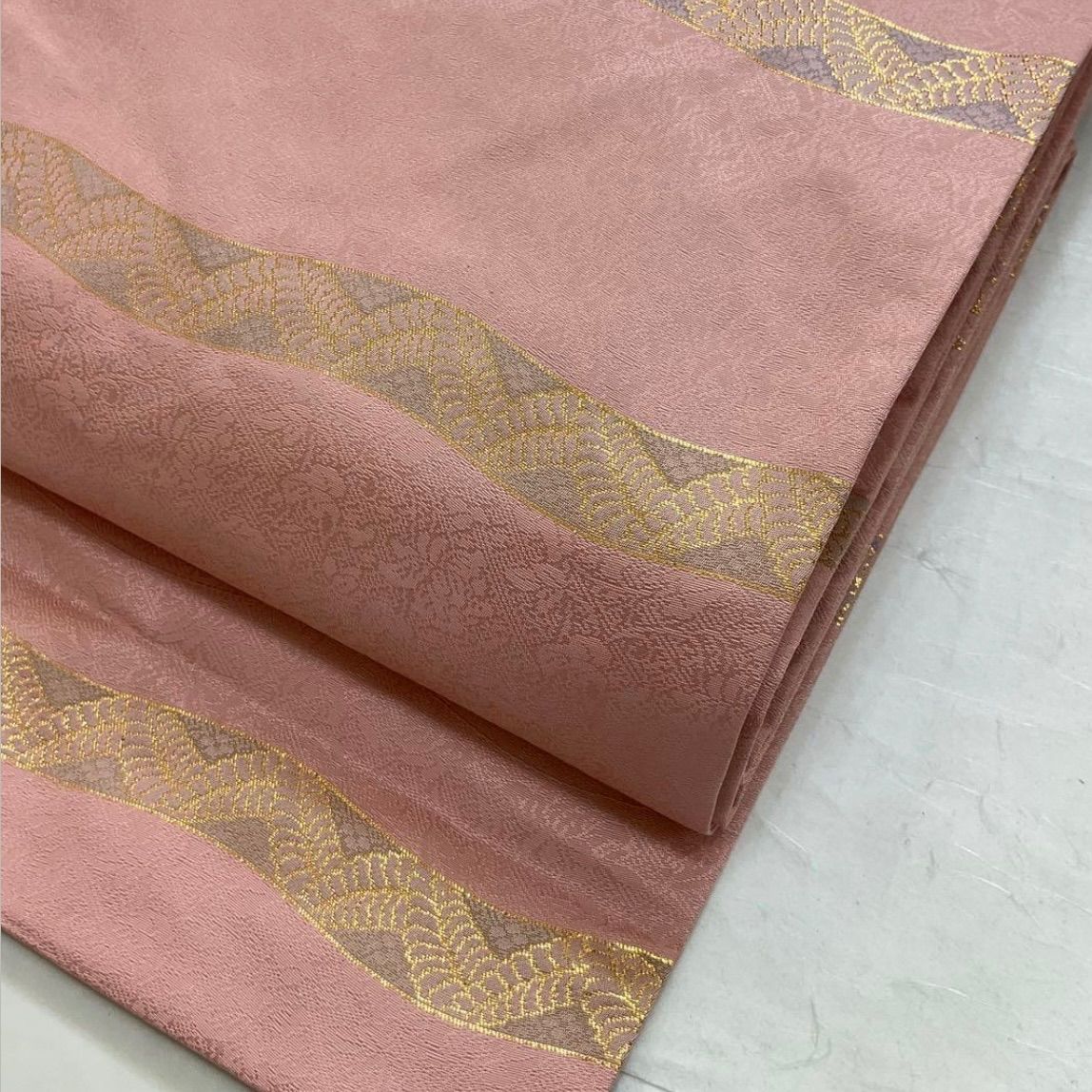 西陣織 絹化粧 全通 八寸名古屋帯 新品未使用品 金糸 正絹 Q823 楽天市場】＼BlackFriday×まとめ割／ 名古屋帯 正絹 袷用 日本製 正絹