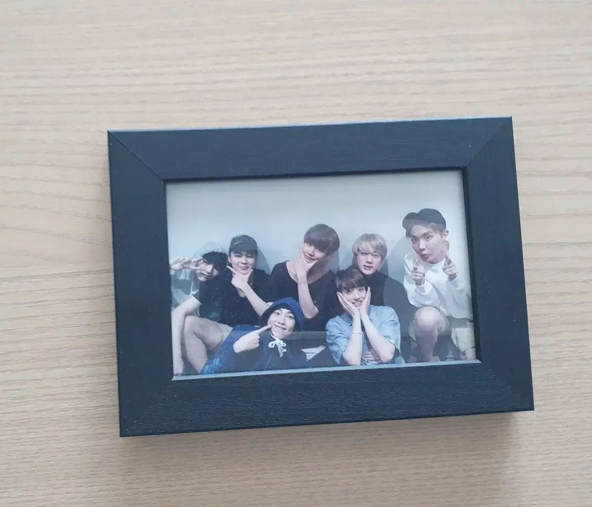 バンタン BTS 額縁 - メルカリ