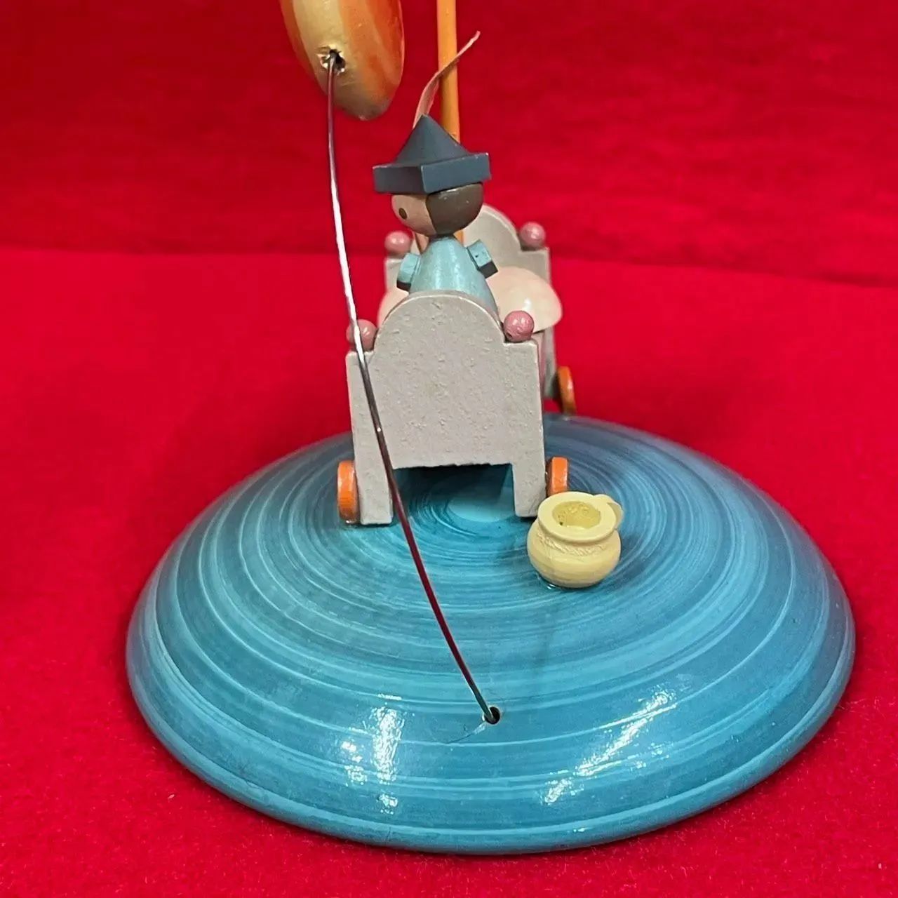 ヴィンテージ ドイツ エルツ山地 ERZGEBIRGISCHE VOLKSKUNST 木製玩具