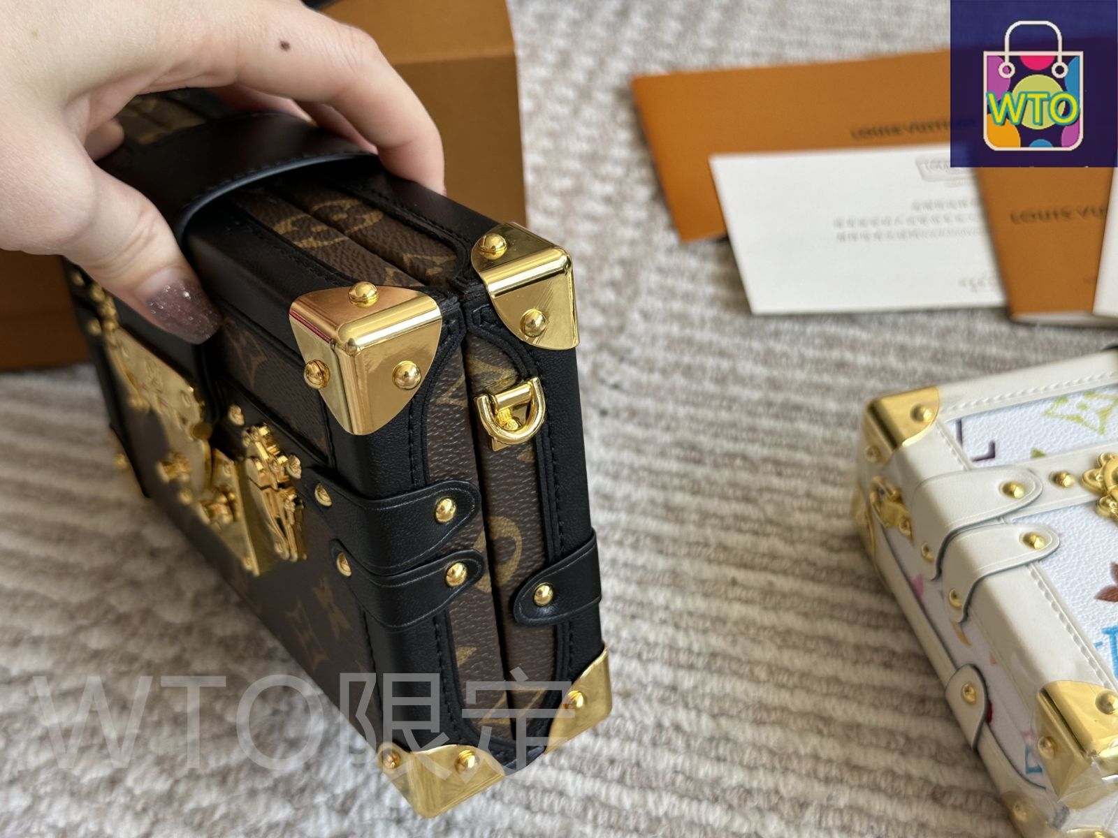 LOUIS VUITTON トランクボックスバッグ - コンパクトサイズ (19×12cm