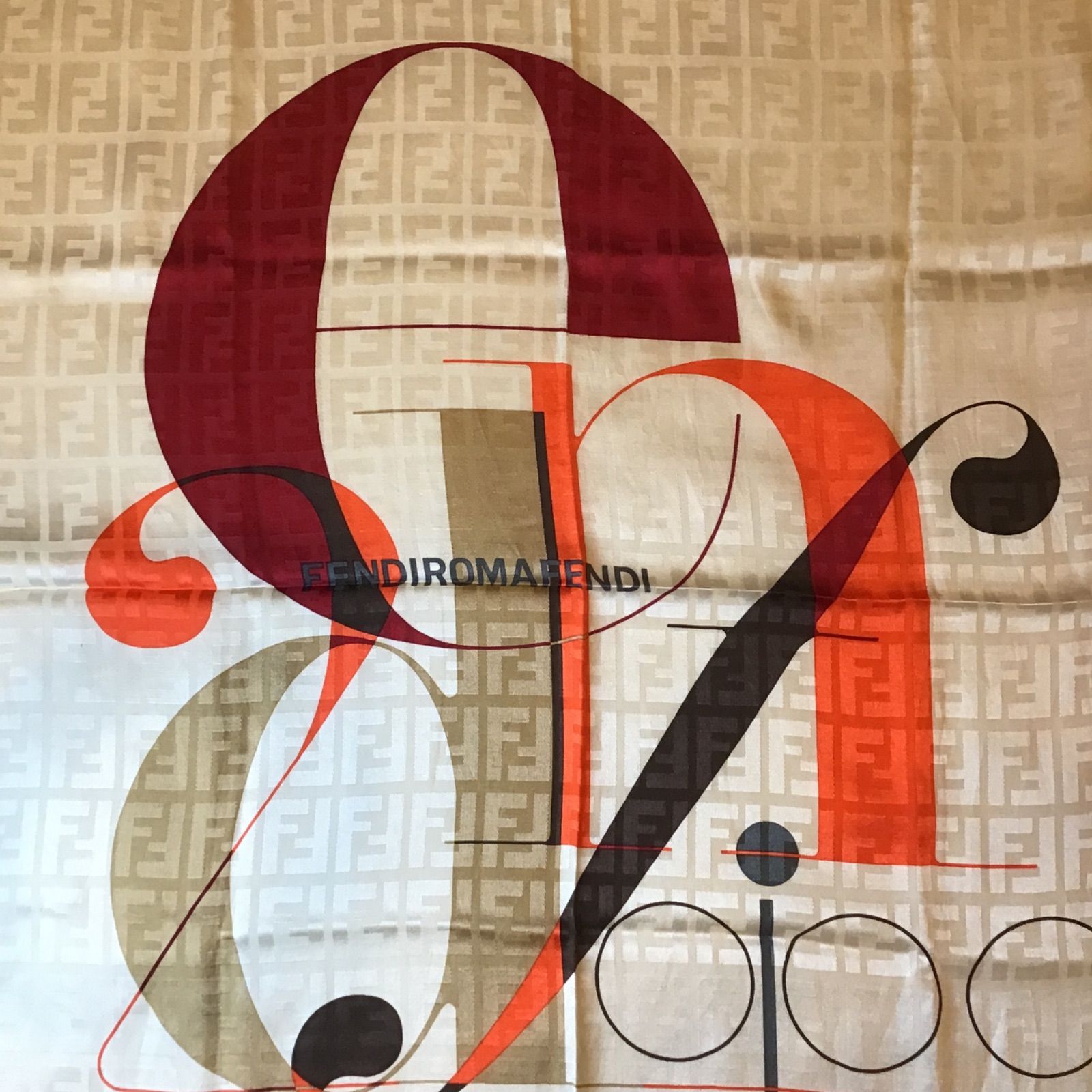 フェンディ ズッカ FENDI シルク混 ハンカチ スカーフ ロゴ入り - メルカリ