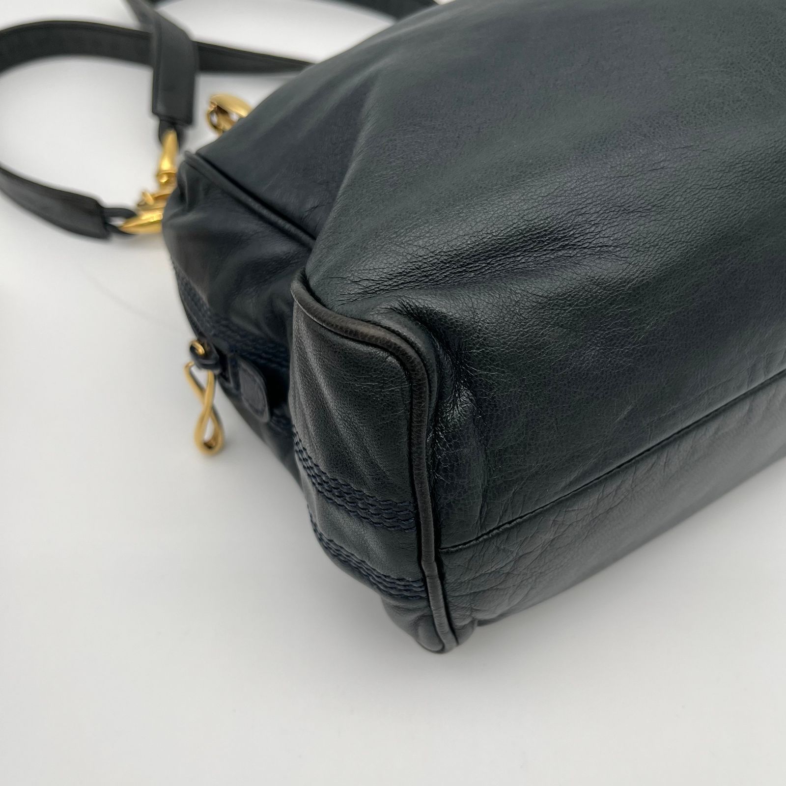 LOEWE（ロエベ）ショルダーバッグ ブラック アナグラム型押し ナッパ