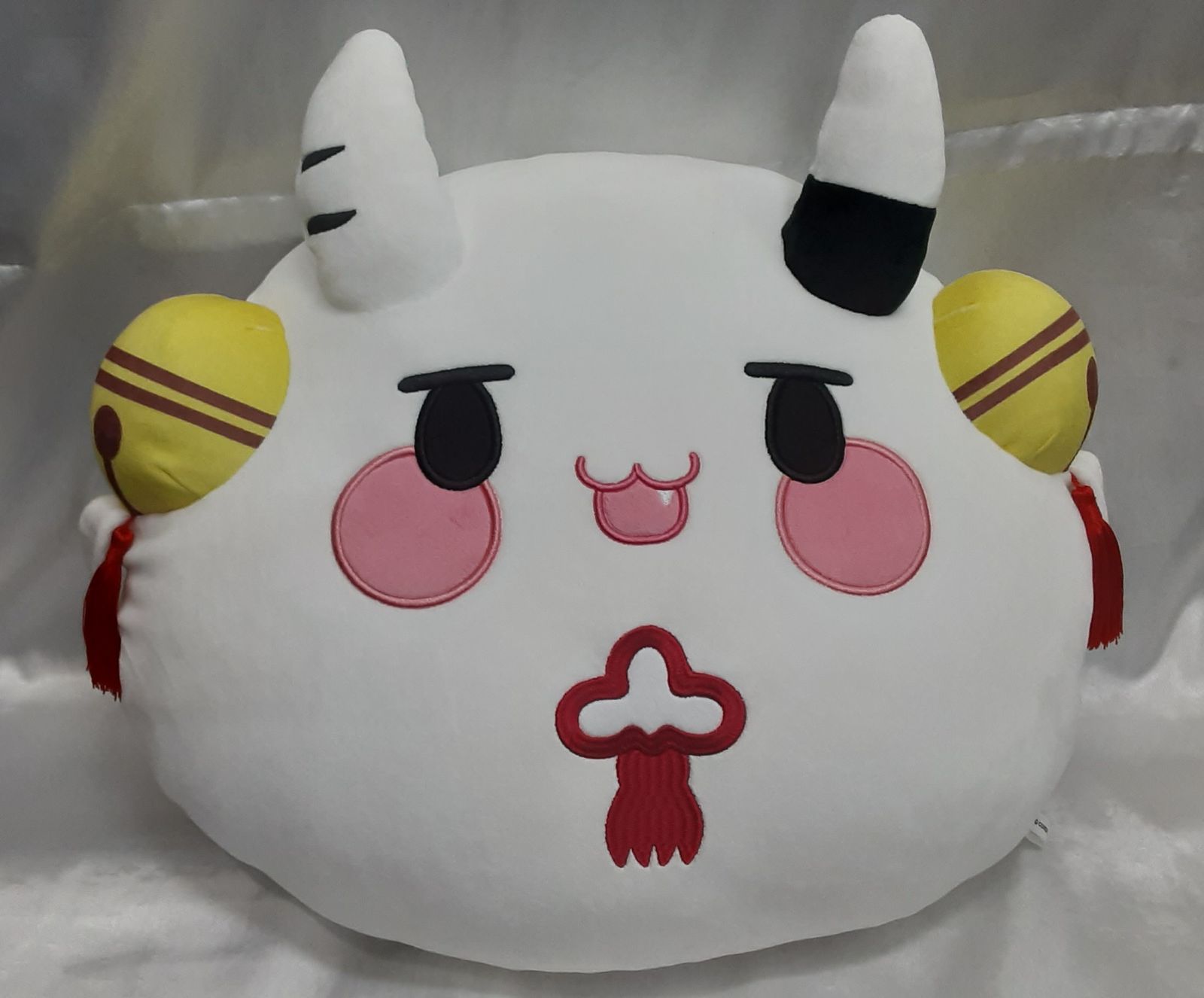 百鬼あやめ ぽよ余ぬいぐるみクッション 100万人記念 hololive ホロ