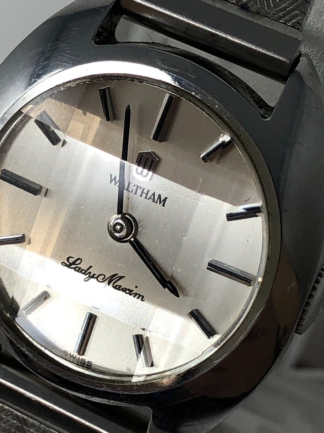 ◇Waltham Lady Martin シルバー 手巻き 腕時計 カットガラス 中古現状