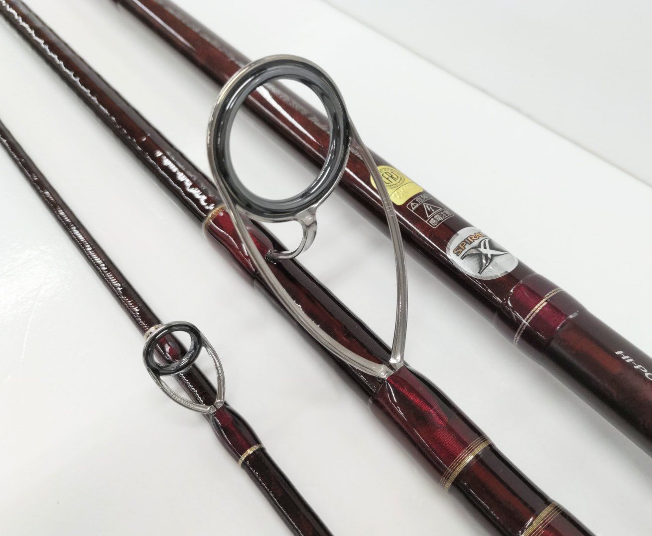 訳あり未使用品！】シマノ 10カーディフサーモンプレミアム 130H（01