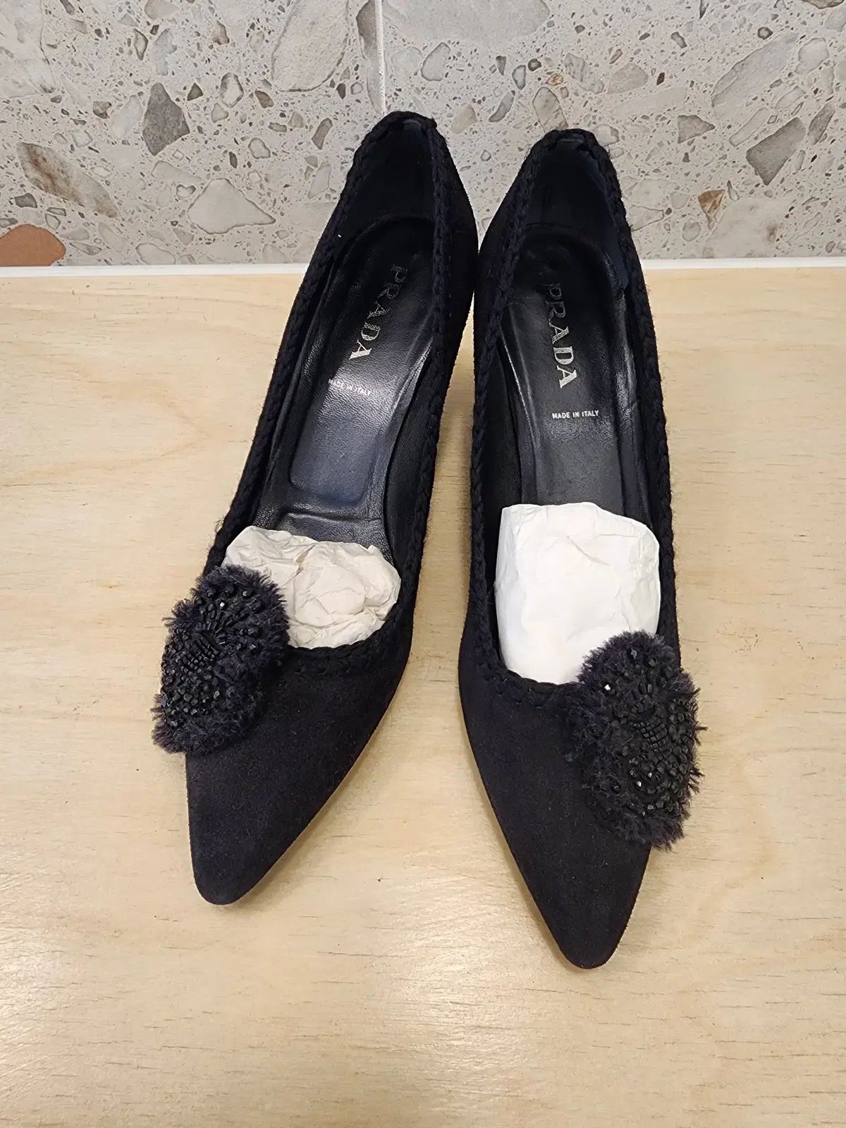 美品　プラダ スウェード　黒パンプス　37 PRADA(プラダ) / パンプス/37/BLK/スウェード | 中古品の販売・通販