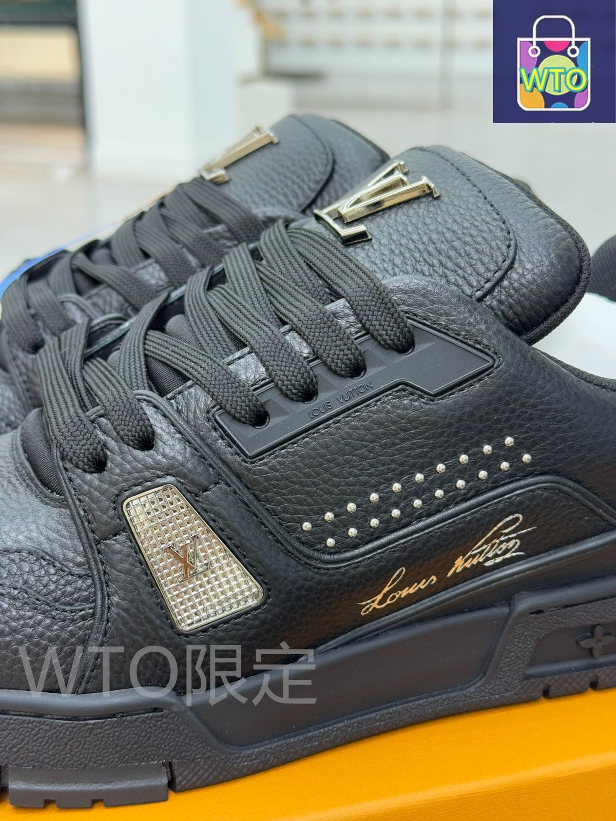 Louis Vuitton Trainer カラー 84-ブラック リベット｜本日限定特価