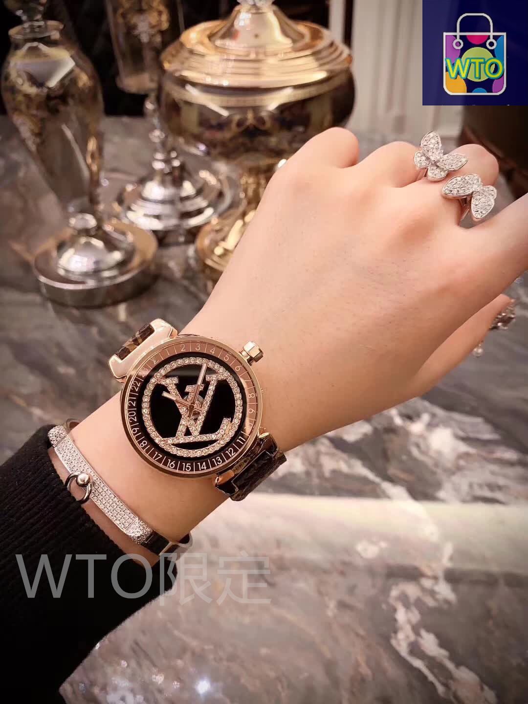 今日特価！新しい一年の運をつなぐ腕時計 -WTO店名をご確認ください