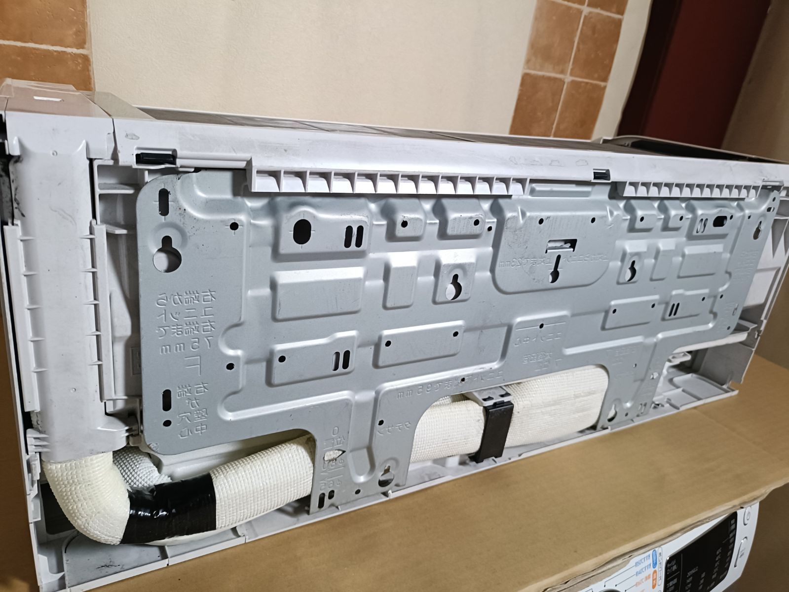 日立 HITACHI ルームエアコン RAS-X56J2(W) 2019年製 白くまくん 200V