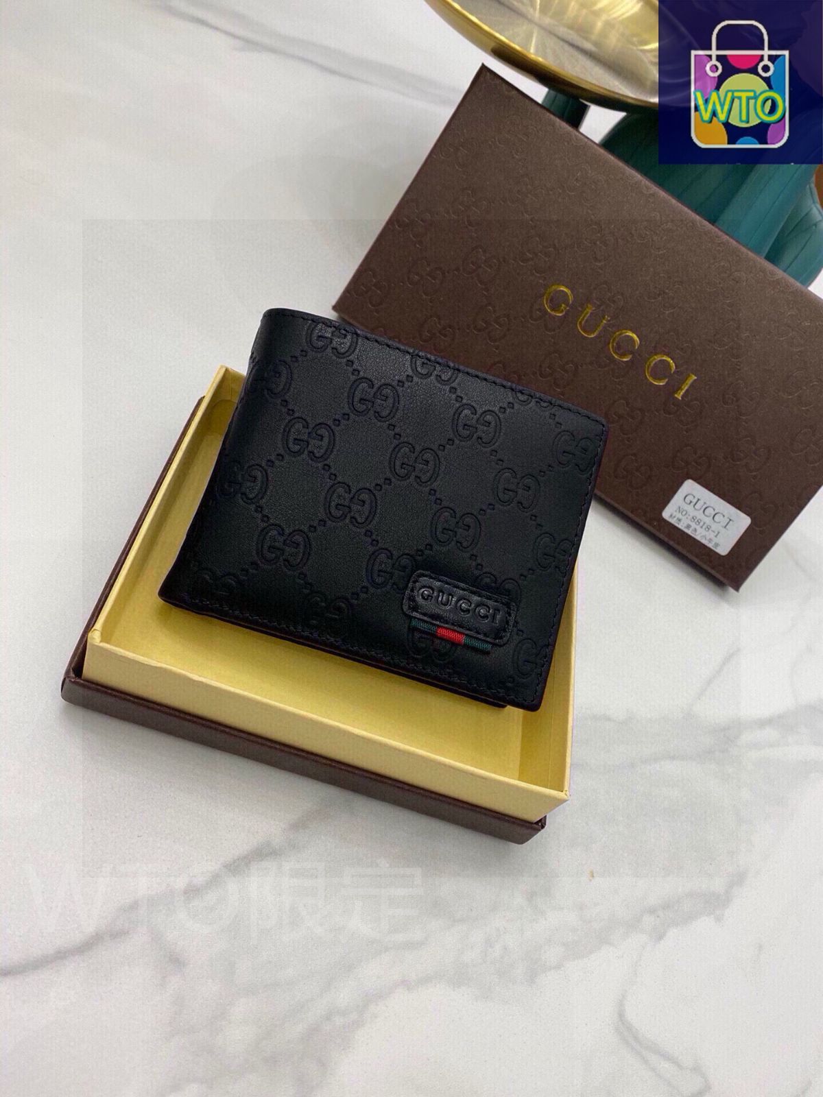 今日特価】Gucci 8818 メンズウォレット, 高級レザー使用, 実用的で