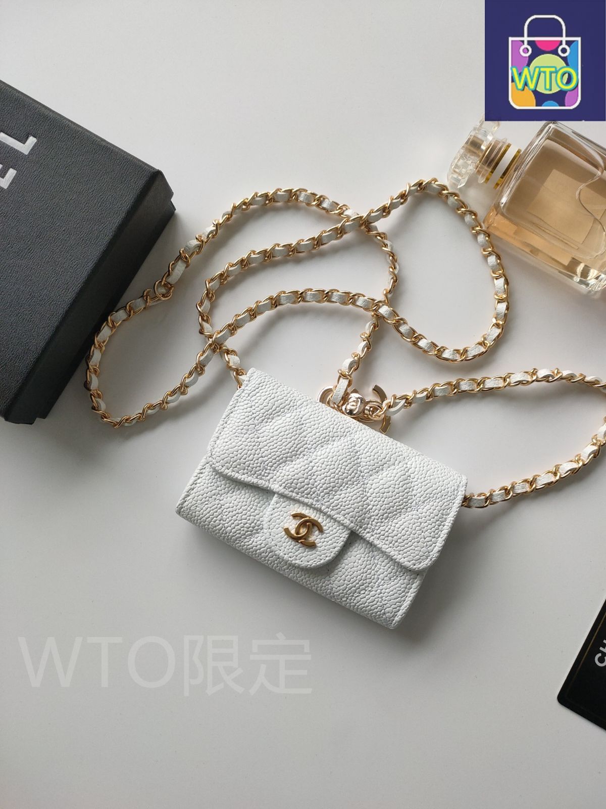 今日特価】A8937 コインケース, ボールチェックキャビアレザー