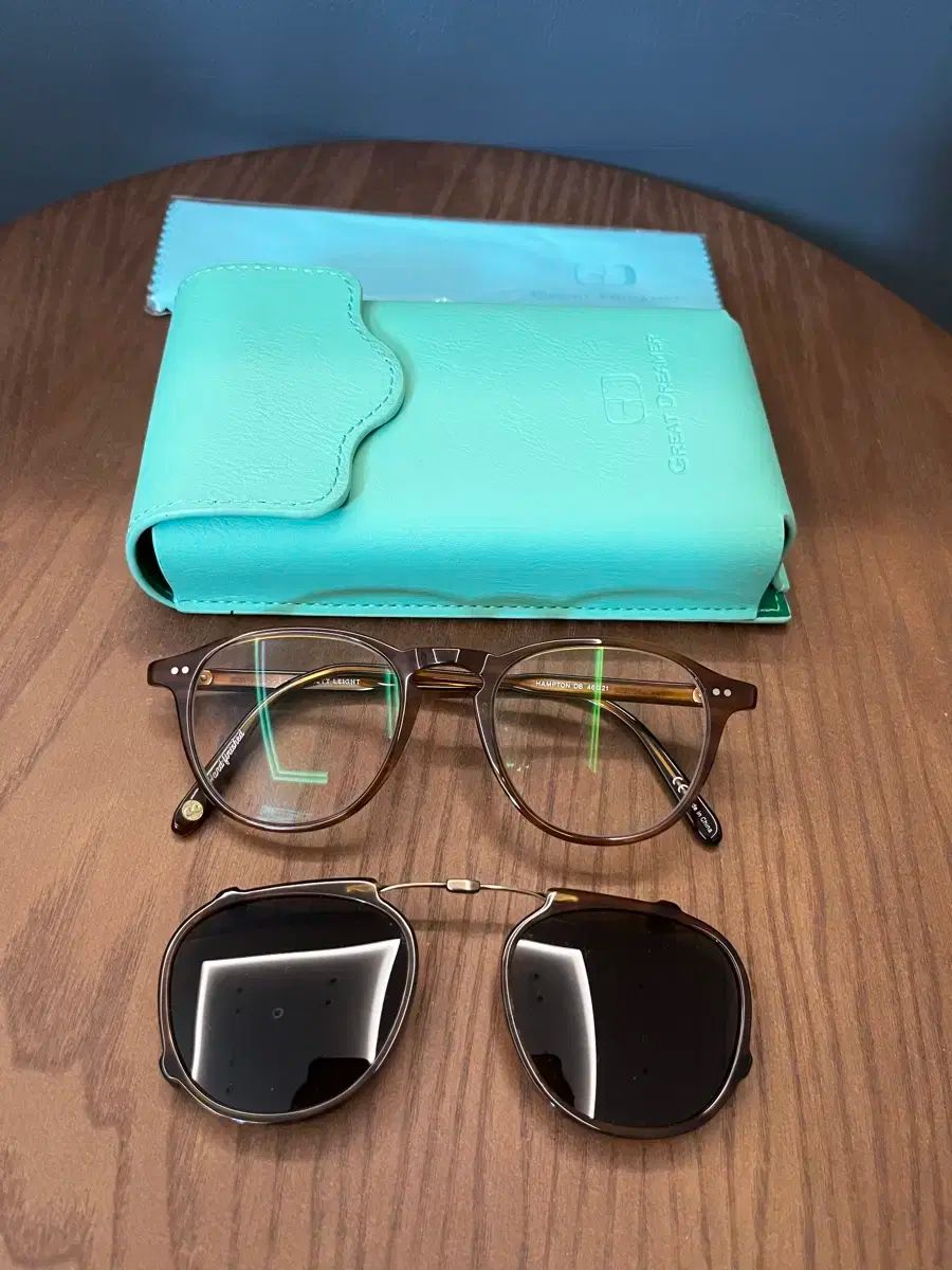 GREAT DREAMER サングラス ケース メガネ拭き