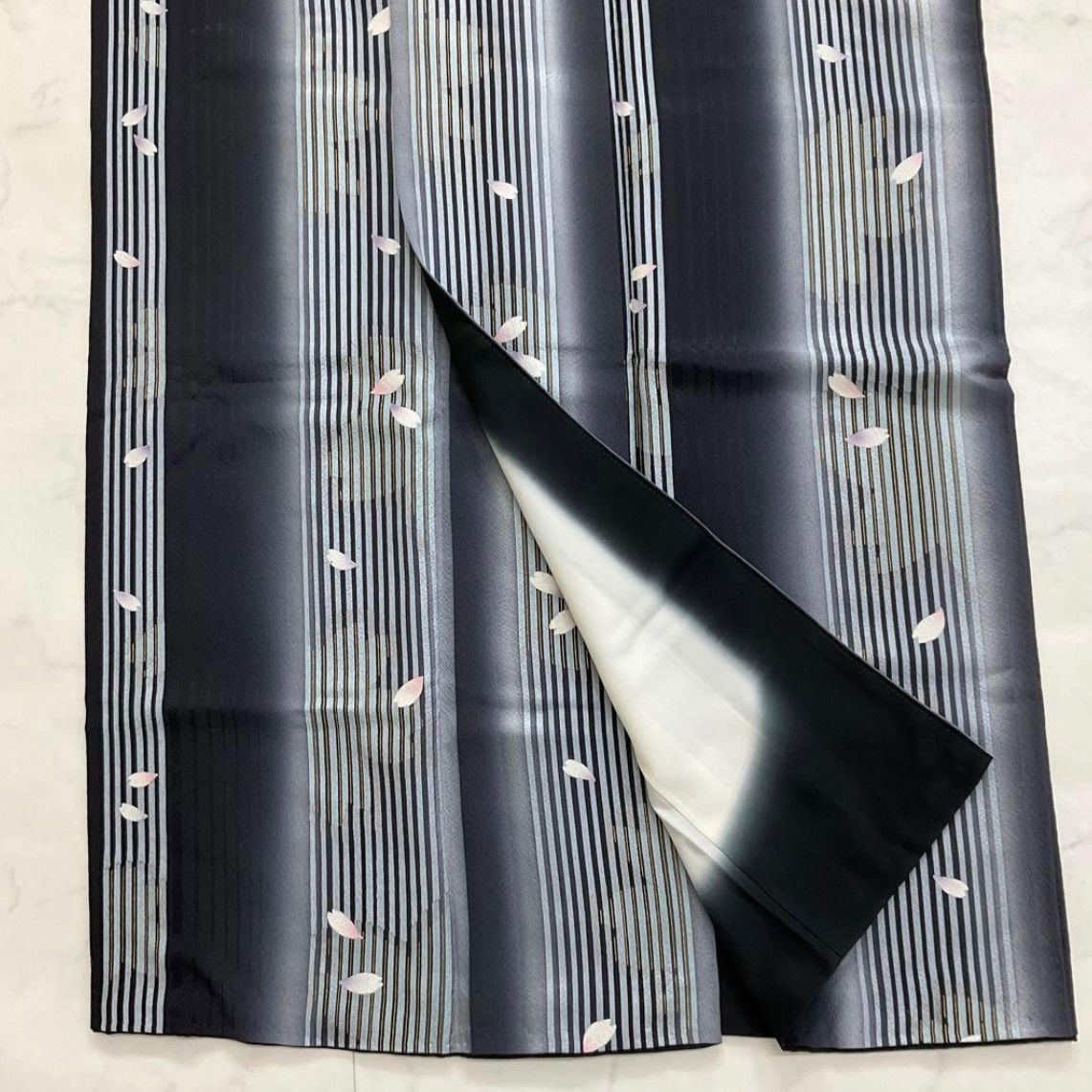 ストライプ 広衿