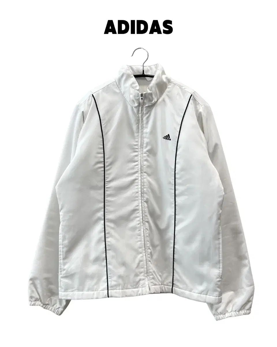 アディダス ウィメンズ パフォーマンス パイピング ウーブン ぬいぐるみ ダウン ジャケット 白
