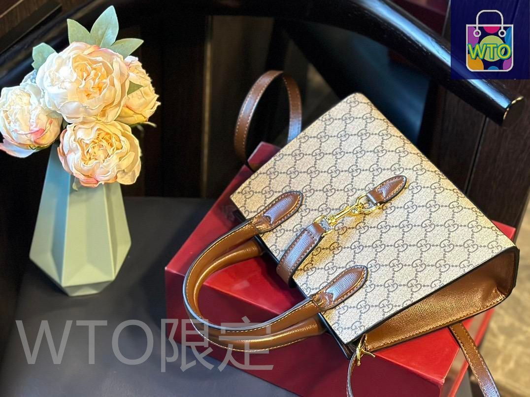 Gucciグッチの華やかでエレガントなオールドパターントートバッグ