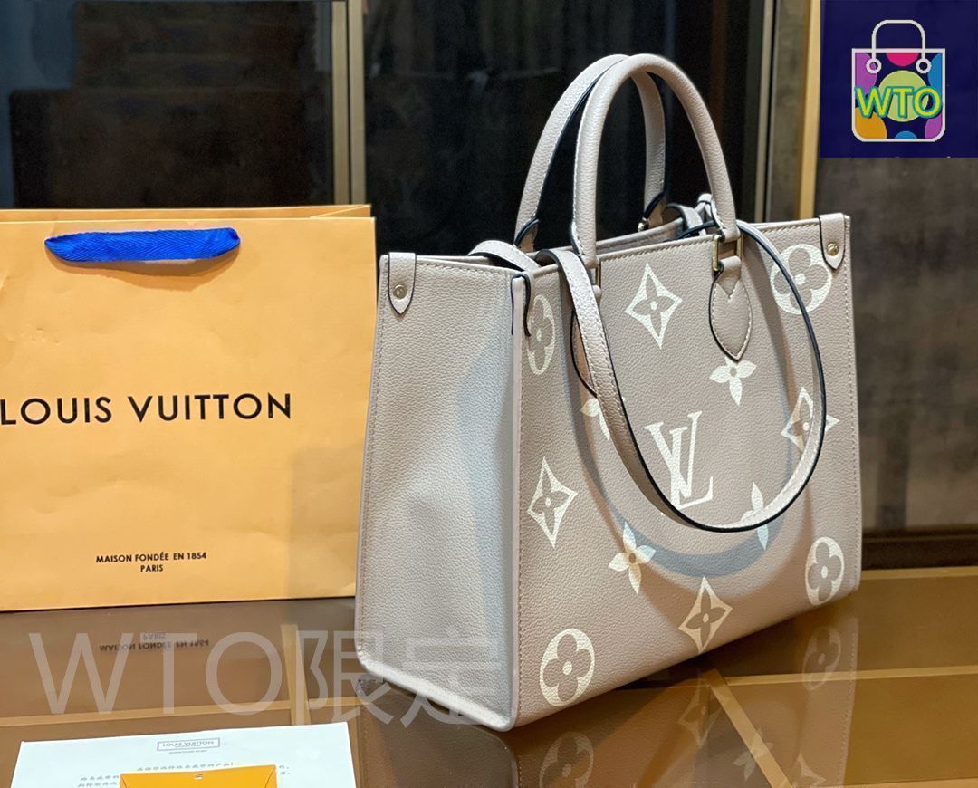 Louis Vuitton ショルダーバッグ　極美品 LOUIS VUITTON ルイヴィトン ショルダーバッグ M57456 サッククール