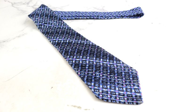 【未使用級✨️】ステファノリッチ メンズ ネクタイ プリーツ加工 ペイズリー柄 黒 ステファノリッチ ブランド ネクタイ プリーツ加工 チェック柄 シルク