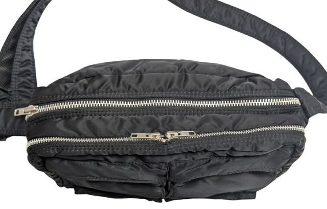 新品同様 ポーター ショルダーバッグ スモール タンカー ブラック 黒
