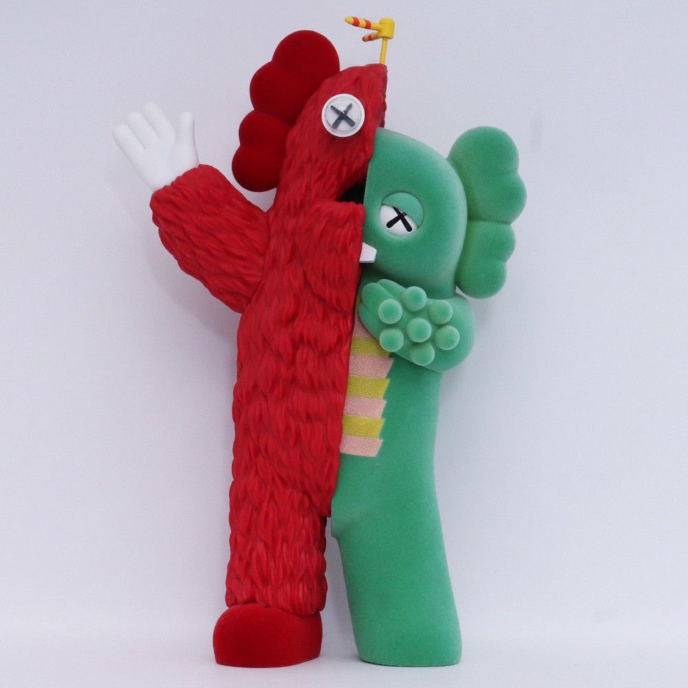 KAWS KACHAMUKKU ORIGINAL Figure レッド グリーン - メルカリ
