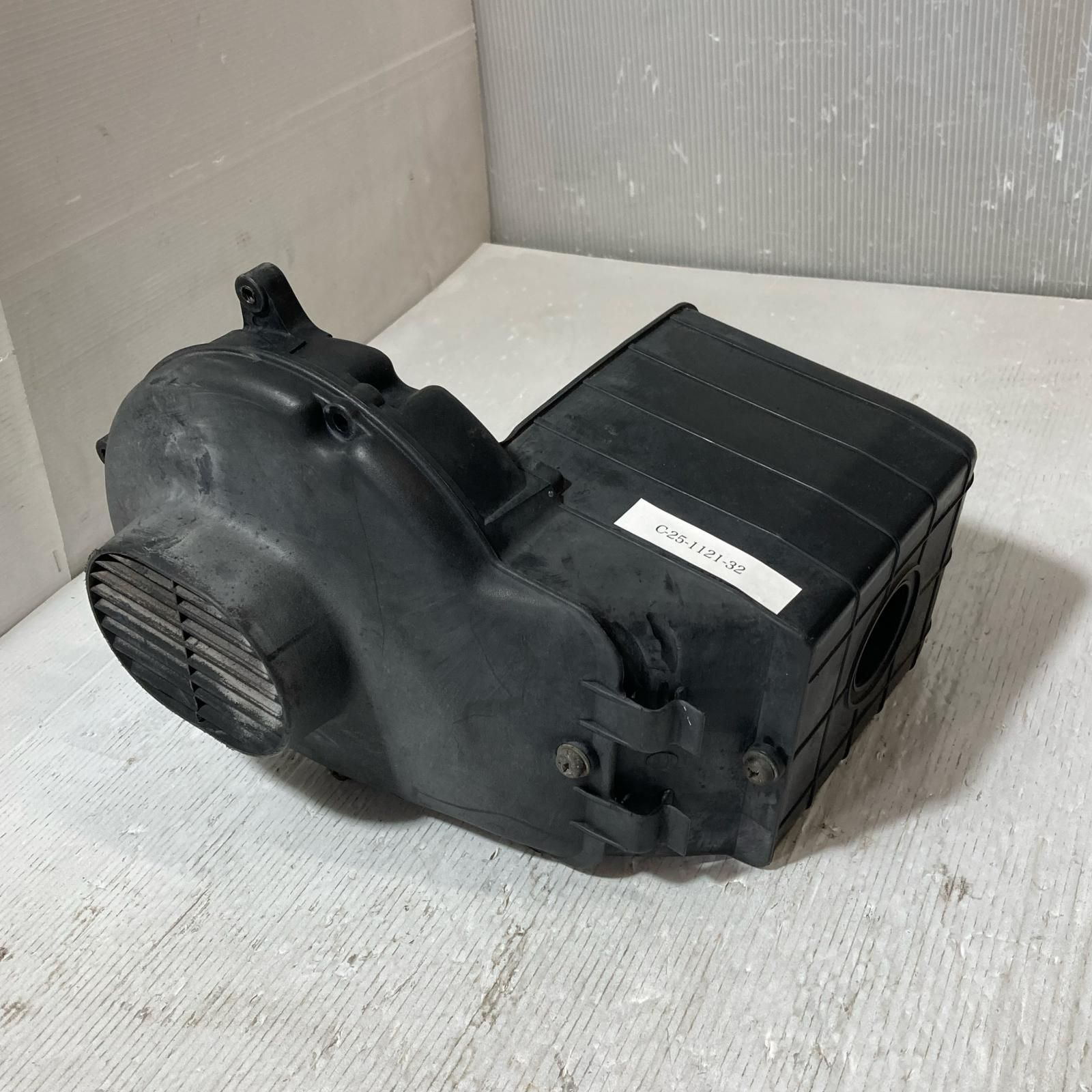 アドレスv100 ce11aエンジン ジャンク SUZUKI アドレスV100 CE11A エンジン カバー ADDRESS スズキ - メルカリ