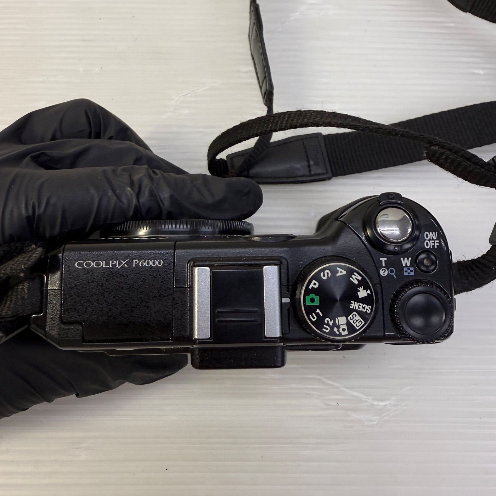 ニコン　クールピクス　Nikon COOLPIX P6000 美品　動作確認品 Nikon COOLPIX P6000] The compact digital camera I recently bought