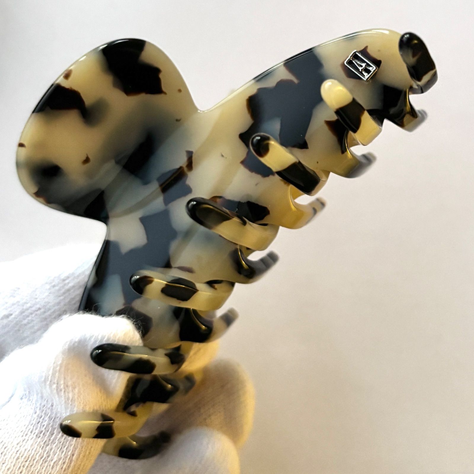 アレクサンドル・ドゥ・パリ 8.5cm M クリップ アルビノス - メルカリ